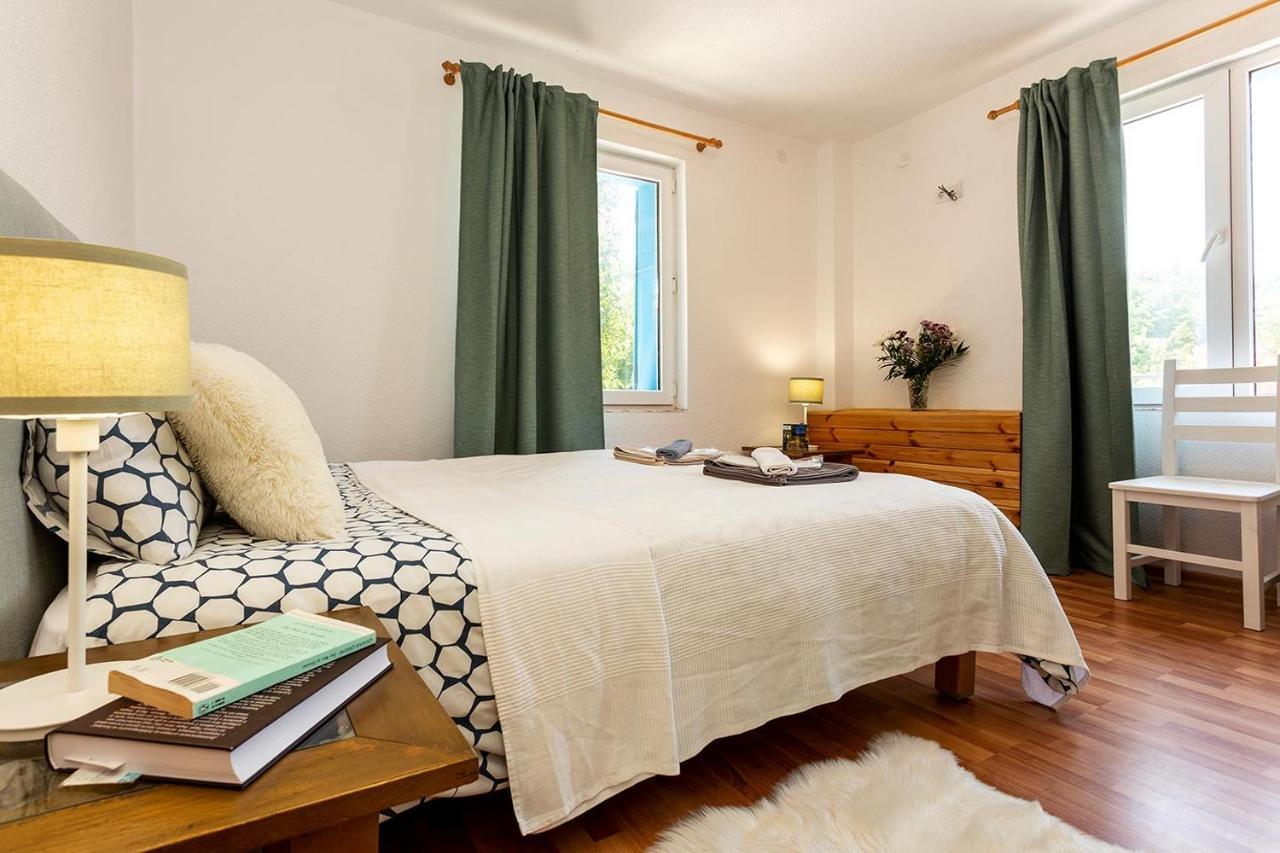 Garmen Hills Guest Houses Bagian luar foto