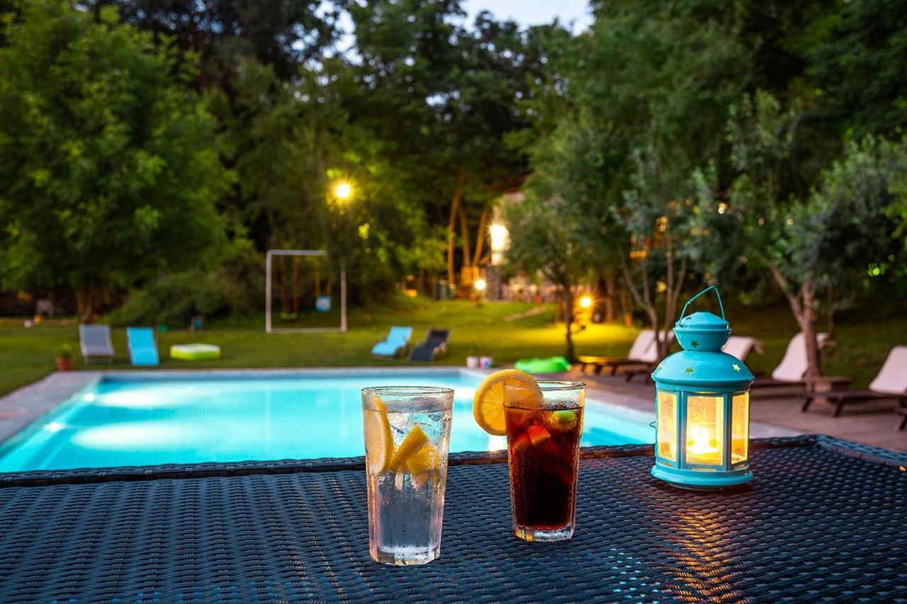 Garmen Hills Guest Houses Bagian luar foto