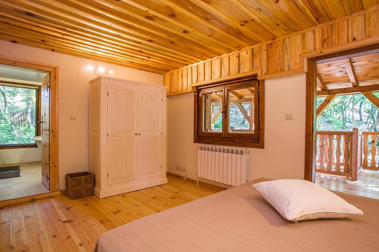Garmen Hills Guest Houses Bagian luar foto