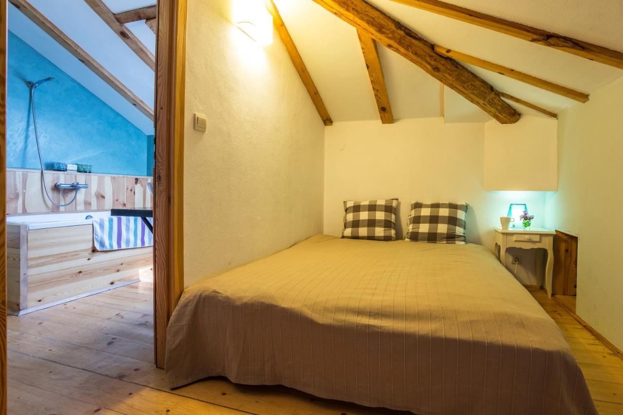 Garmen Hills Guest Houses Bagian luar foto
