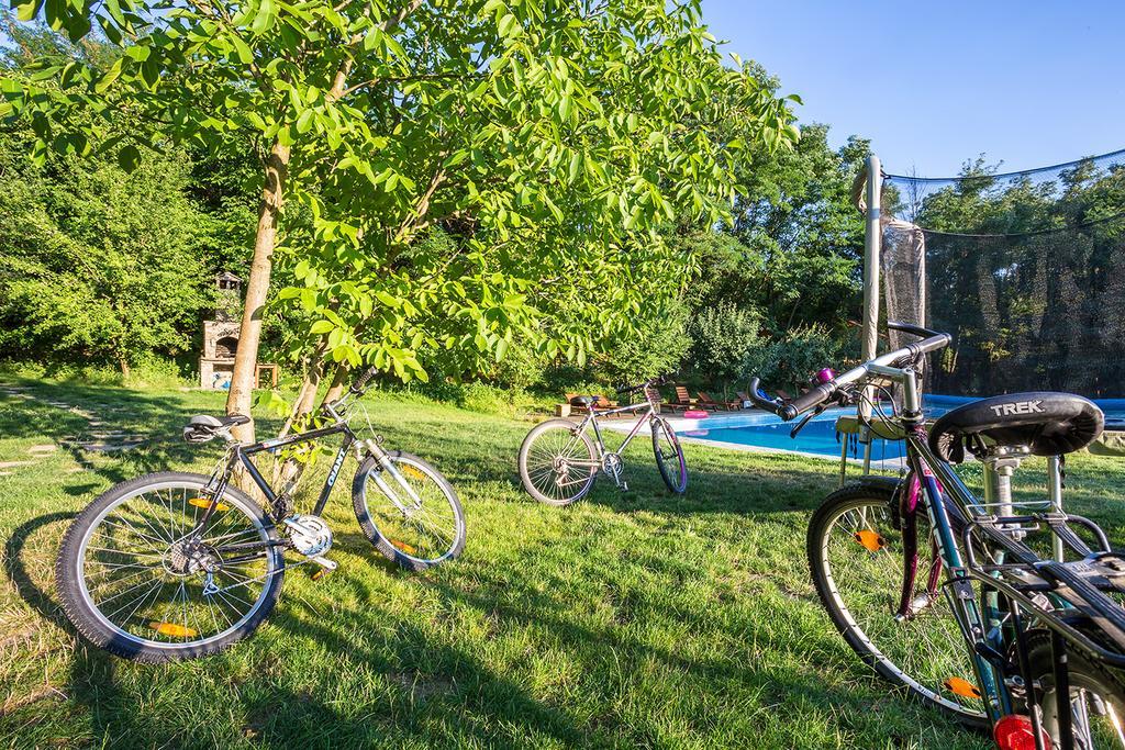 Garmen Hills Guest Houses Bagian luar foto